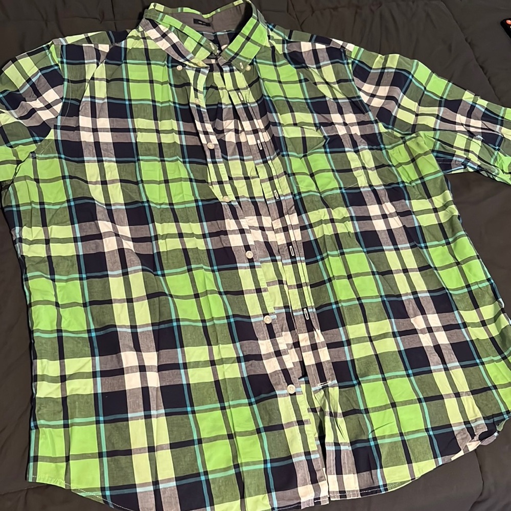 American Eagle Mens Plaid Button up Dress shirt